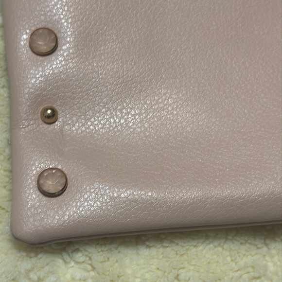 New York & Company wristlet - Picture 3 of 8